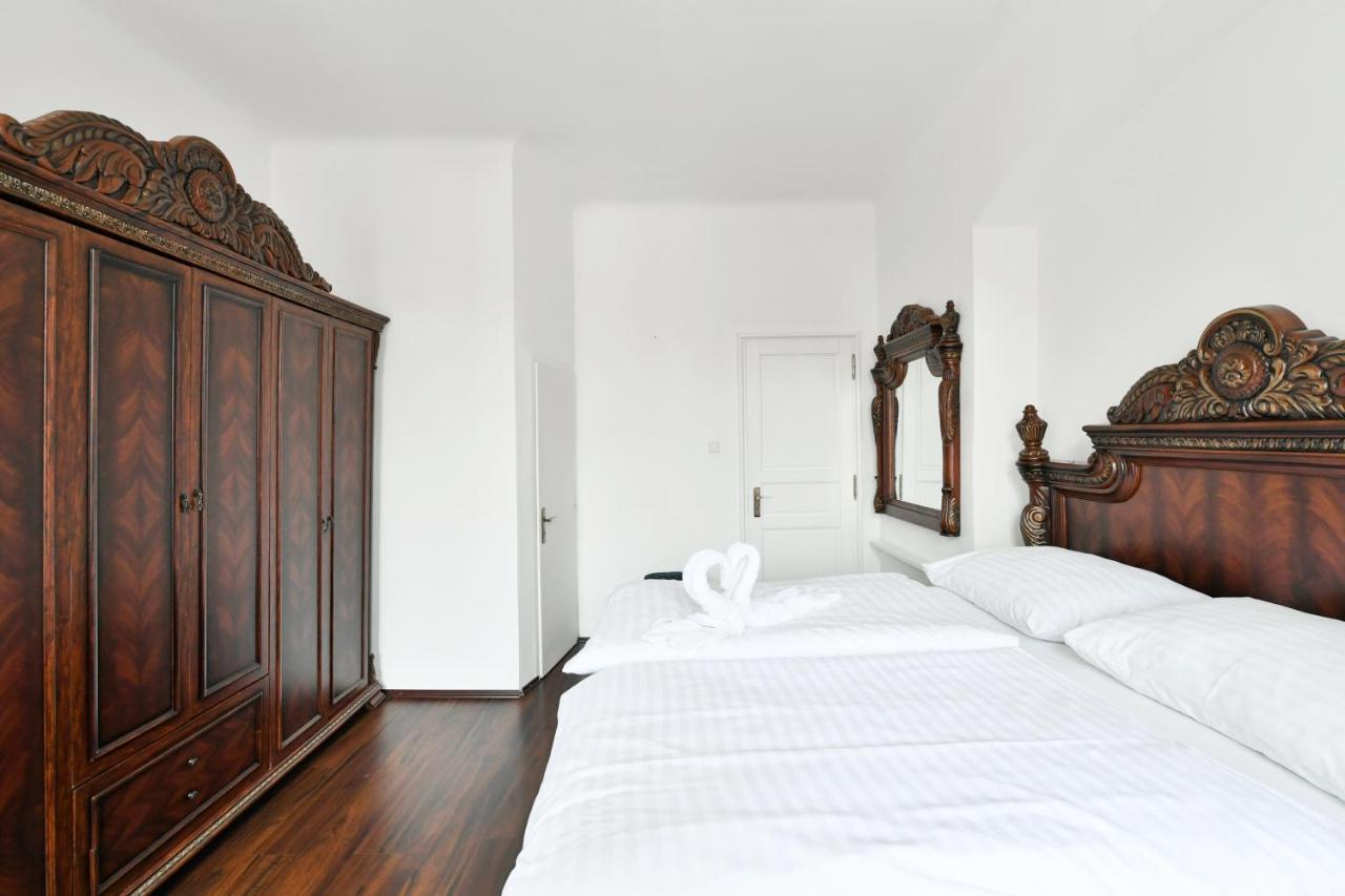 Apartmán Comfort Central Apartment, 4bdrm, 2bthrm Praha